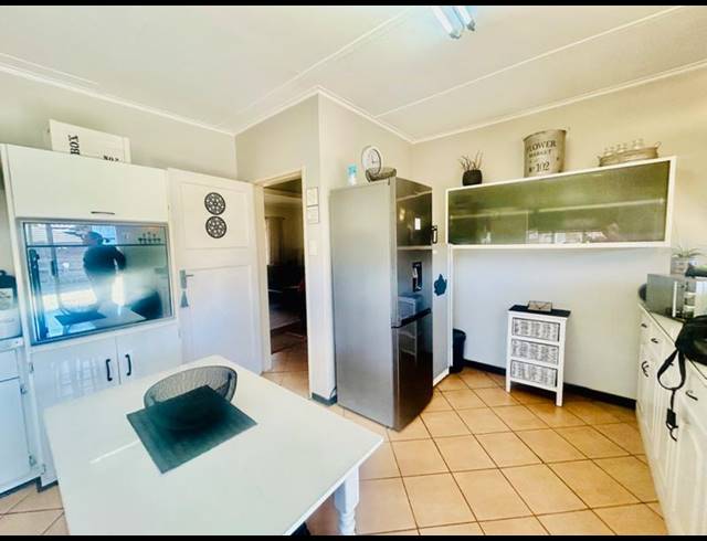 3 BEDROOM HOUSE FOR SALE IN VANDERBIJLPARK CW 5